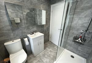 Photo 16- click for photo gallery